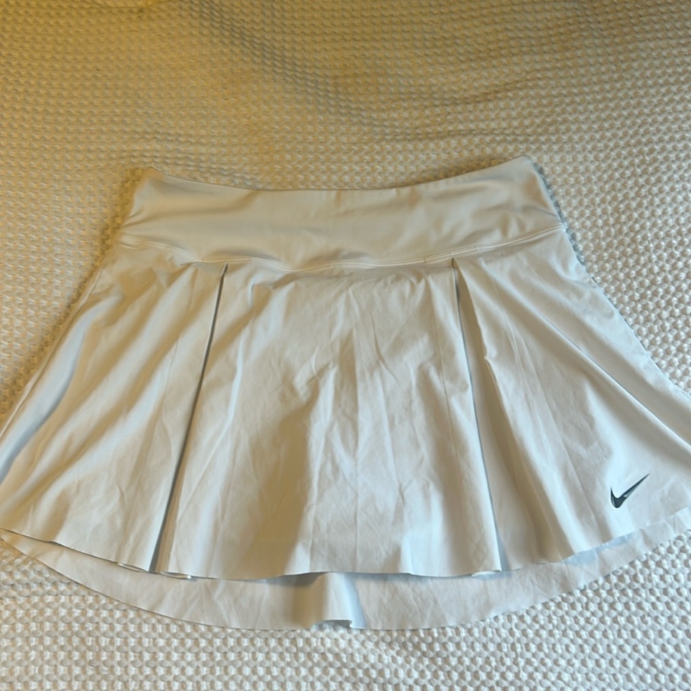 Nike Tennis Skirt with hidden shorts size L